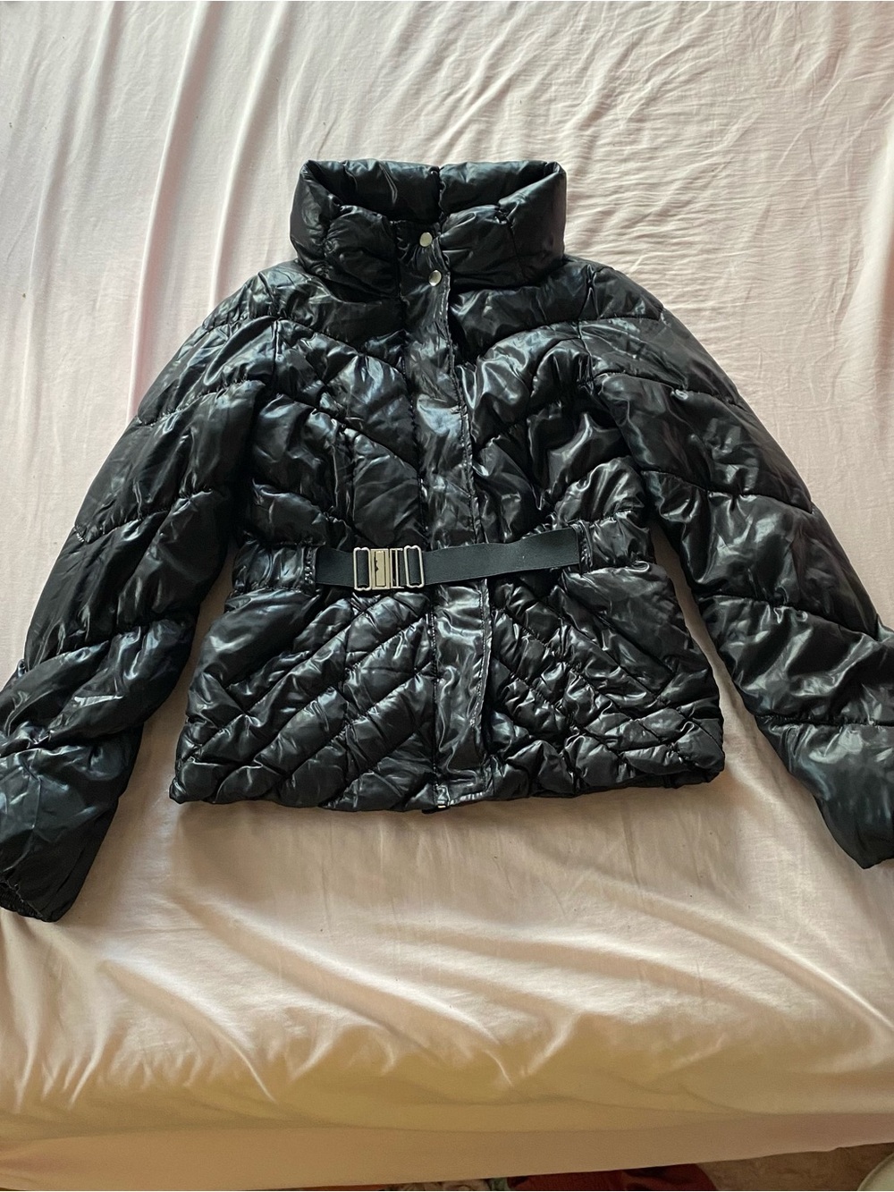 H&M 2010s Black Puffer Jacket with Collar and Belt